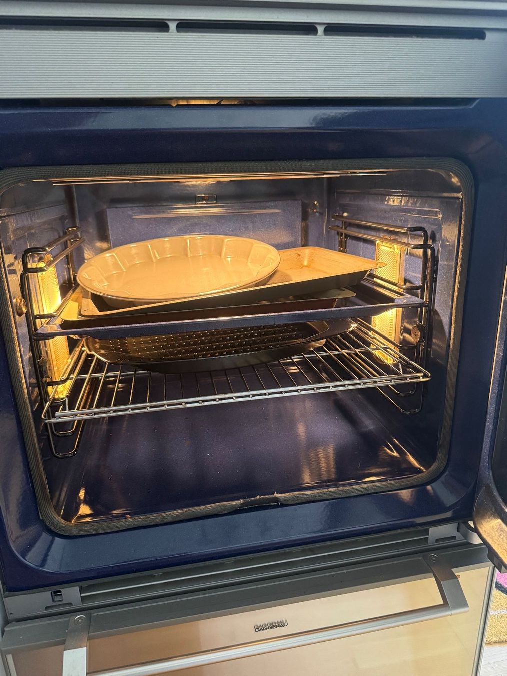 Cuisines complètes: Küche mit Gaggenau Geräten – D'occasion à Emmenbrücke par car_pt6y 7