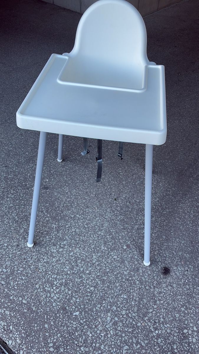 Ikea Chaises hautes: Hochstuhl Ikea – D'occasion à Rapperswil SG par tol_bg92