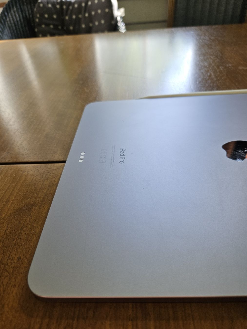Apple Tablet PC: iPad Pro 2022 (12.9") 256GB Bundle - Magic Keyboard & Pencil – Usato da Zürich venduto da tim.cummins 6