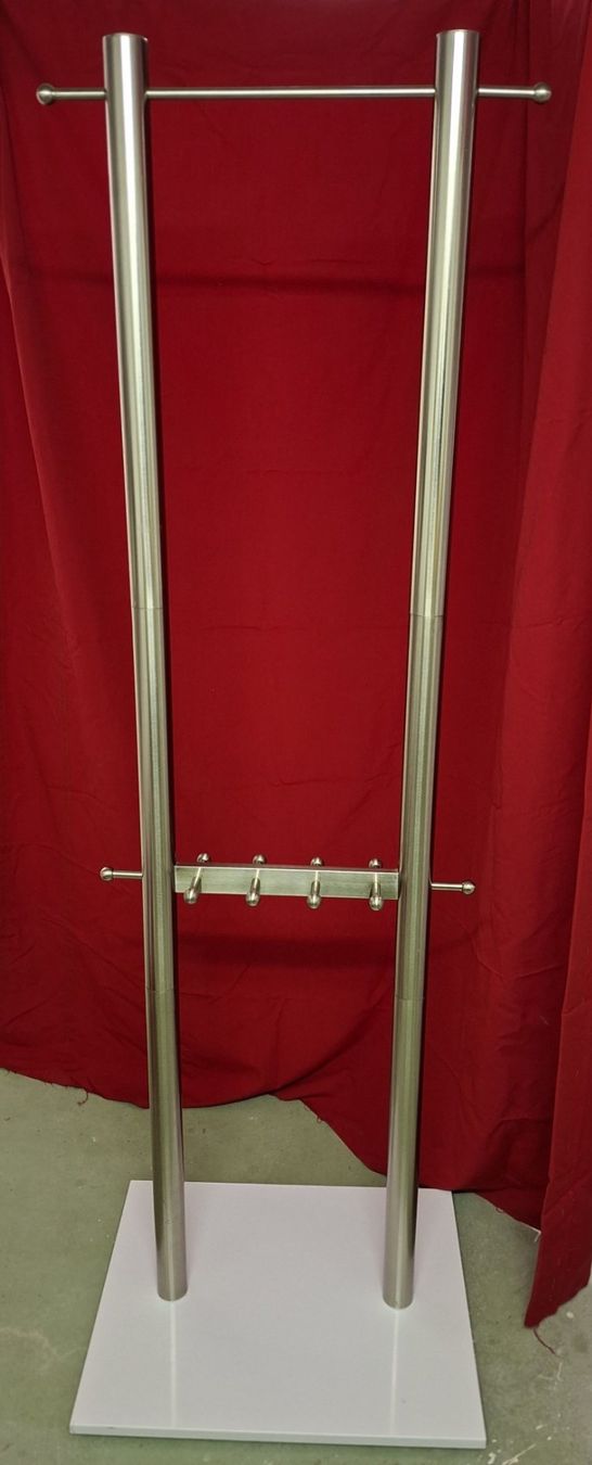 Guardaroba: Garderobe freistehend Chromstahl – Usato da Wettswil venduto da BIGU02