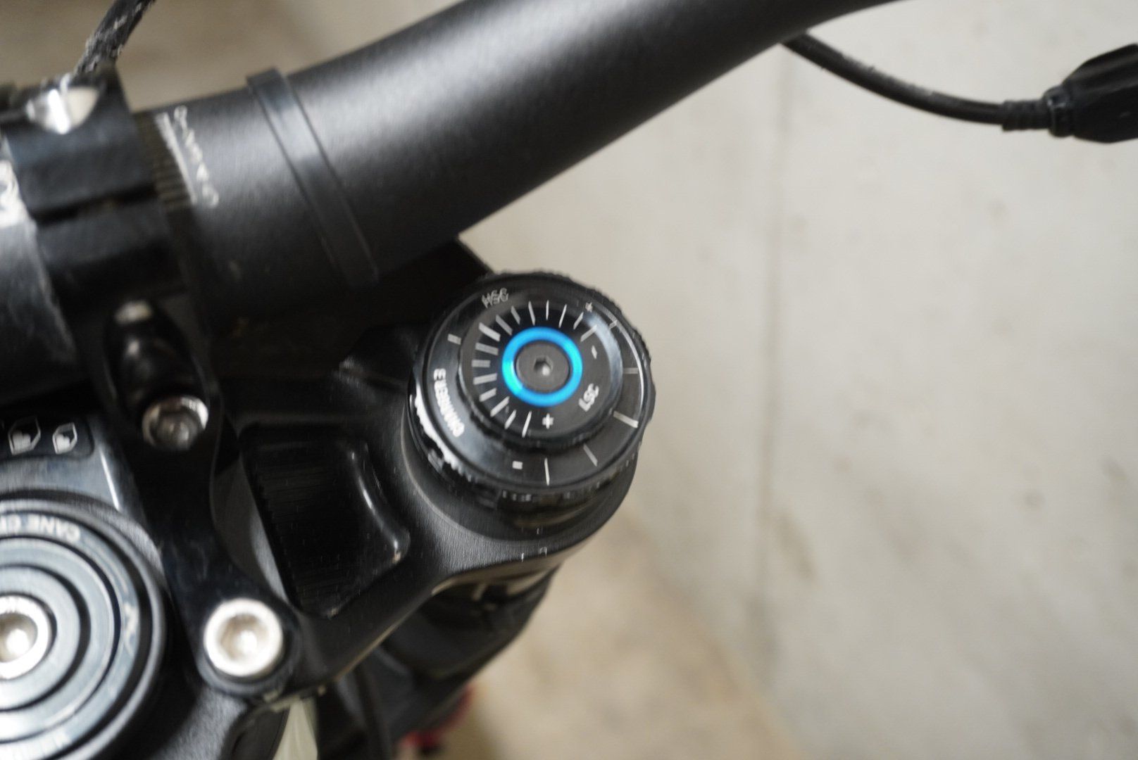 Commencal Vélos: Commencal Dhv5 – D'occasion à Meinier par simon0107 5