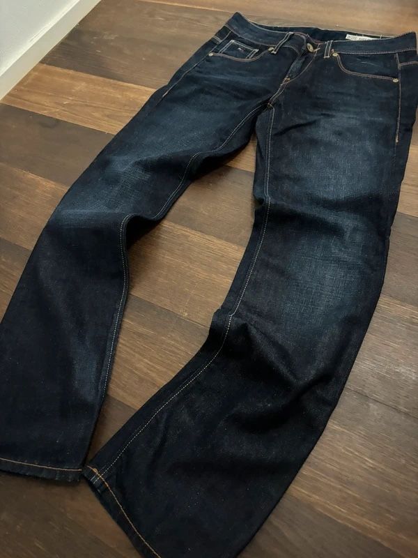 Jeans: Tommy Hilfiger Dark Wash Denim Ruby Jeans  – Neu (gemäss Beschreibung) aus Basel von donald_duck_313 4