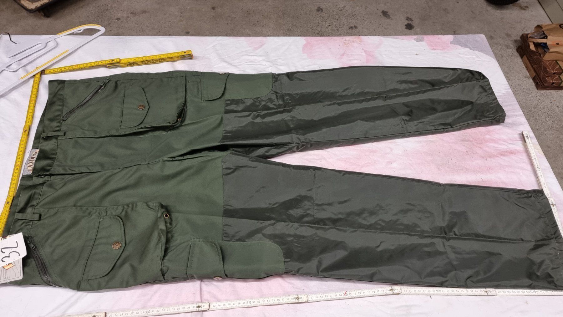 Pantaloni: JAGDHOSE LONDING SIZE 60  (32) – Nuovo (secondo la descrizione) da Cama venduto da anto_a