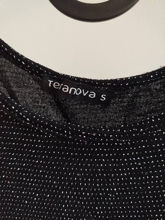 Blusen, T-Shirts & Tops: Maglietta smanicata – Neu (gemäss Beschreibung) aus Davesco-Soragno von Mia_sii 1