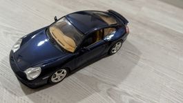 Burago Porsche 996 1/18