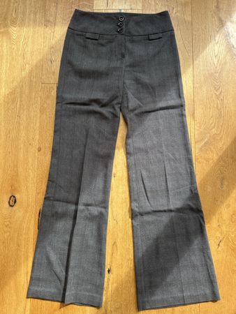 Damen Hose Xanaka kariert grau Grösse 34 guter Zustand