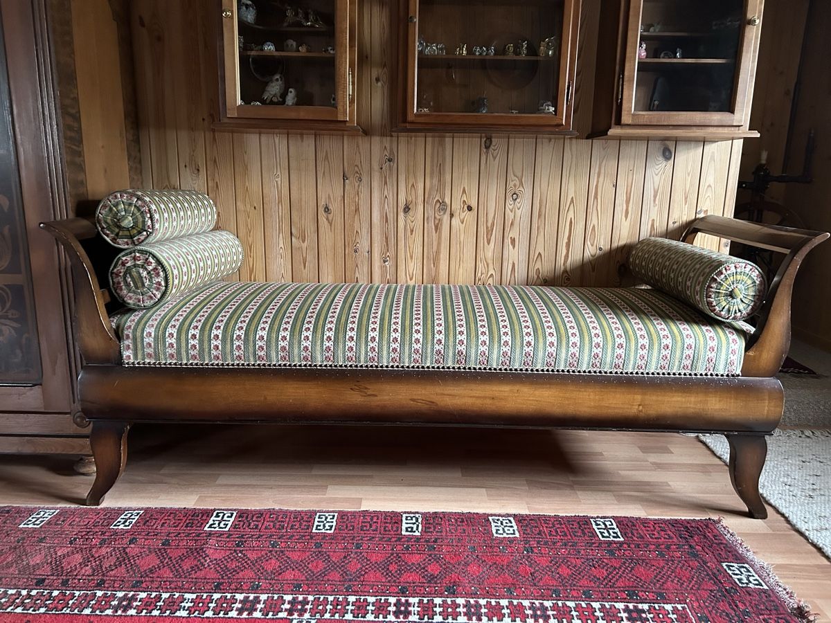 Divani: Sofa Stubenhund L 187 B 64 H 74 – Usato da Zürich venduto da famsoldera 2