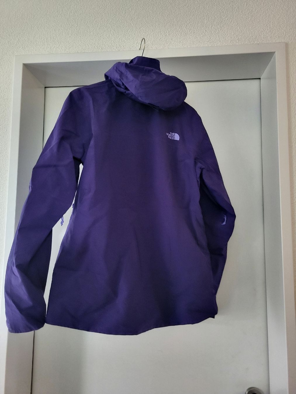 North Face Giacche: The North Face Regenjacke – Usato da Sins venduto da are_j9cs 2