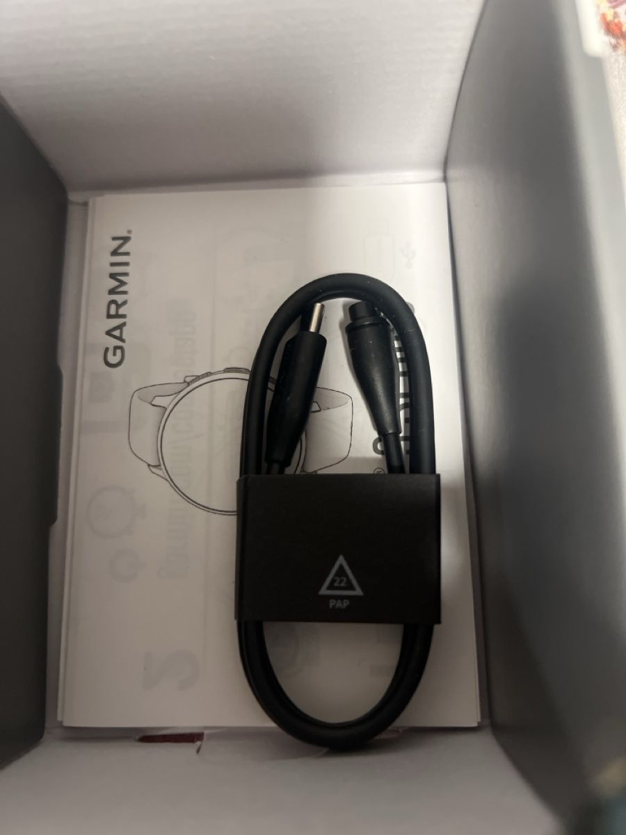 Garmin Smartwatch: Smartwatch Garmin Venu 3S mit OVP – D'occasion à Lauerz par Zauberwald87 2