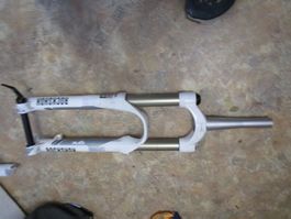 RockShox Gabel 26" 140mm DEFEKT