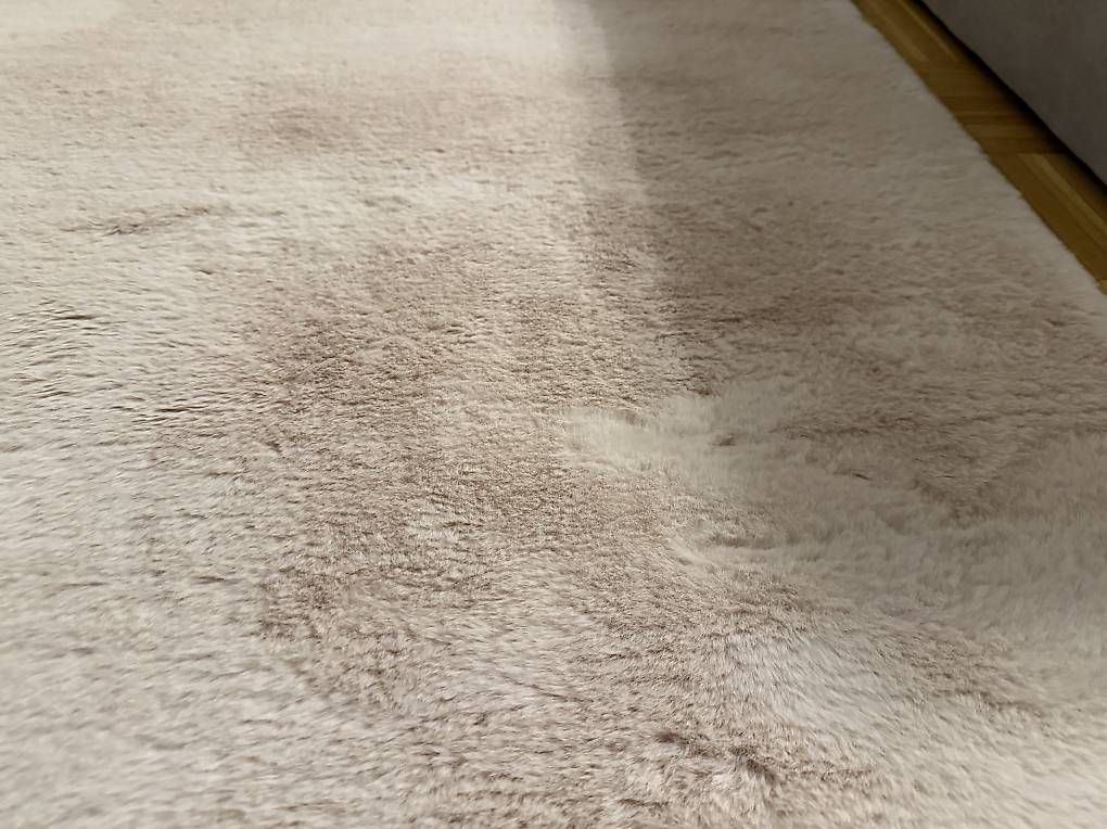 Tapis: Pinker Teppich – D'occasion à Glattbrugg par mir_vx2c