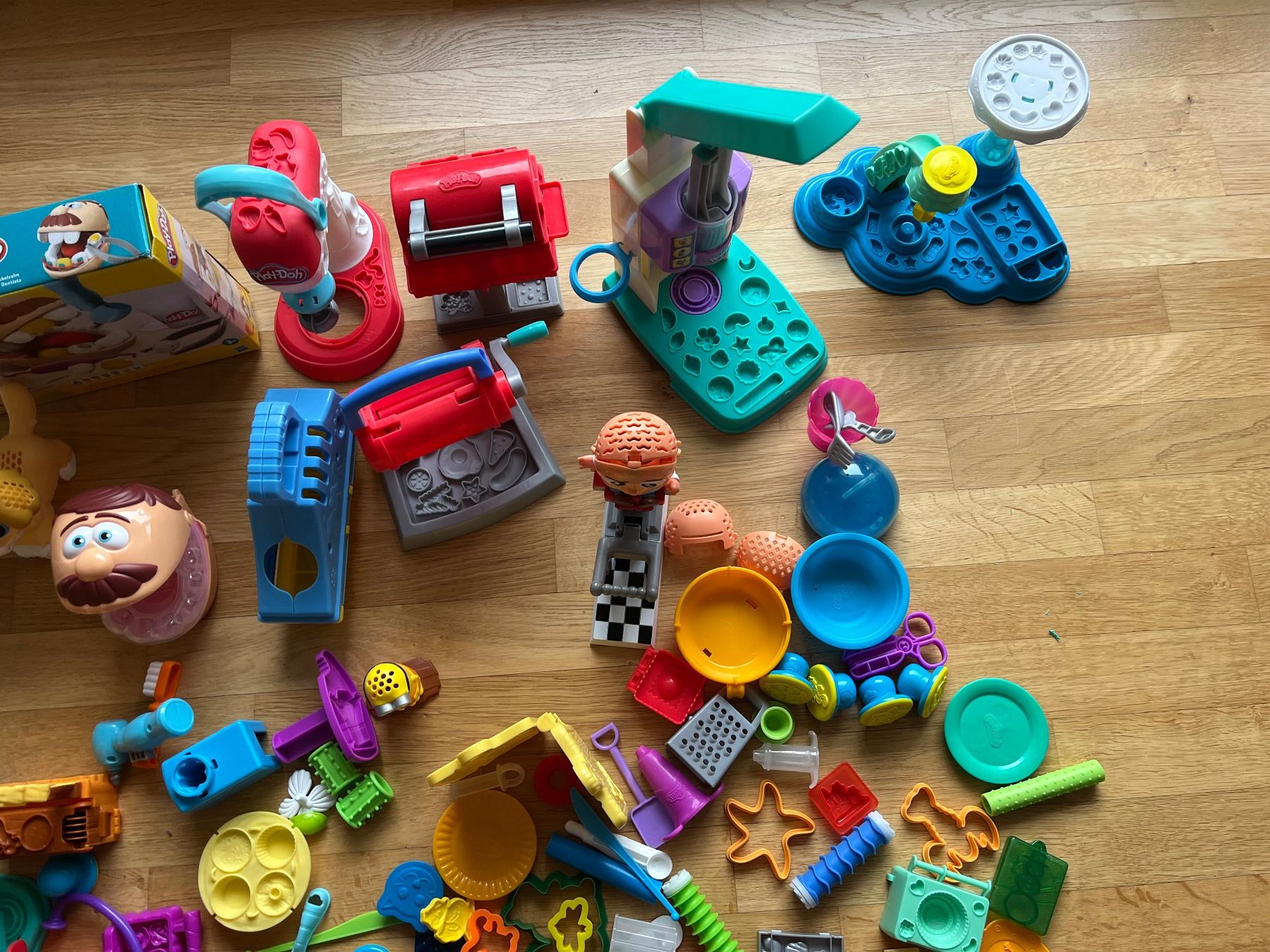 Play-Doh Spielzeuge: Play-Doh Spielset, riesige Sammlung!! – Gebraucht aus Baden von eklym 6