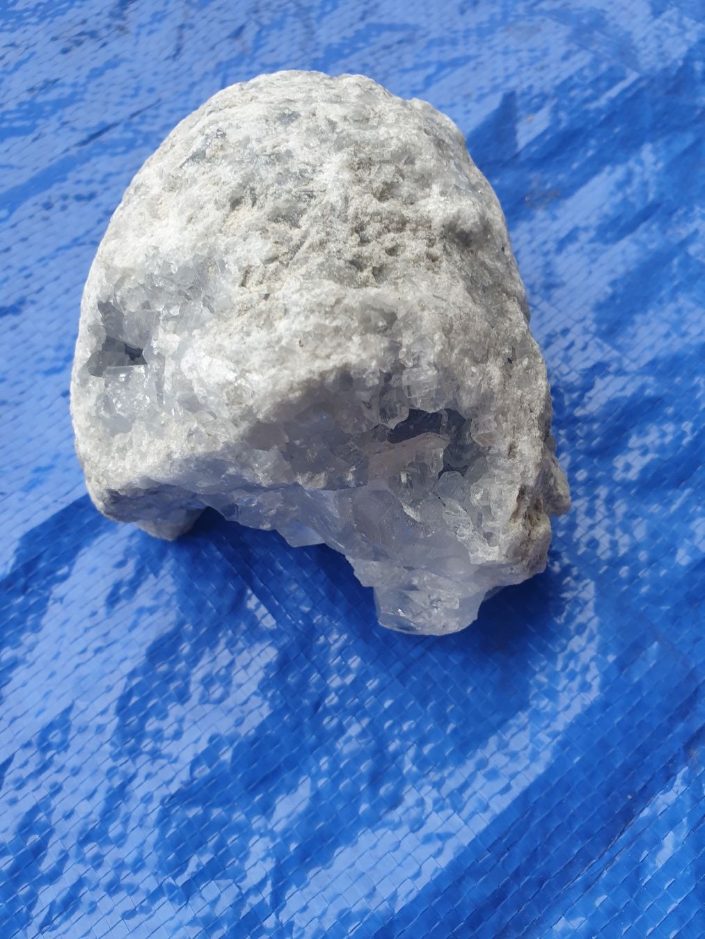 Pietre preziose: Très jolie pierre célestite – Usato da Fribourg venduto da mal_8zjh 1