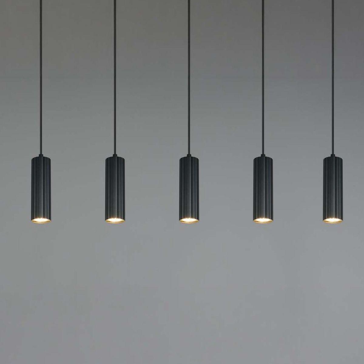 Lampadari & plafoniere: Pendelleuchte, Schwarz, 85 cm x 9 cm – Nuovo (secondo la descrizione) da Kreuzlingen venduto da Smart-Light 4
