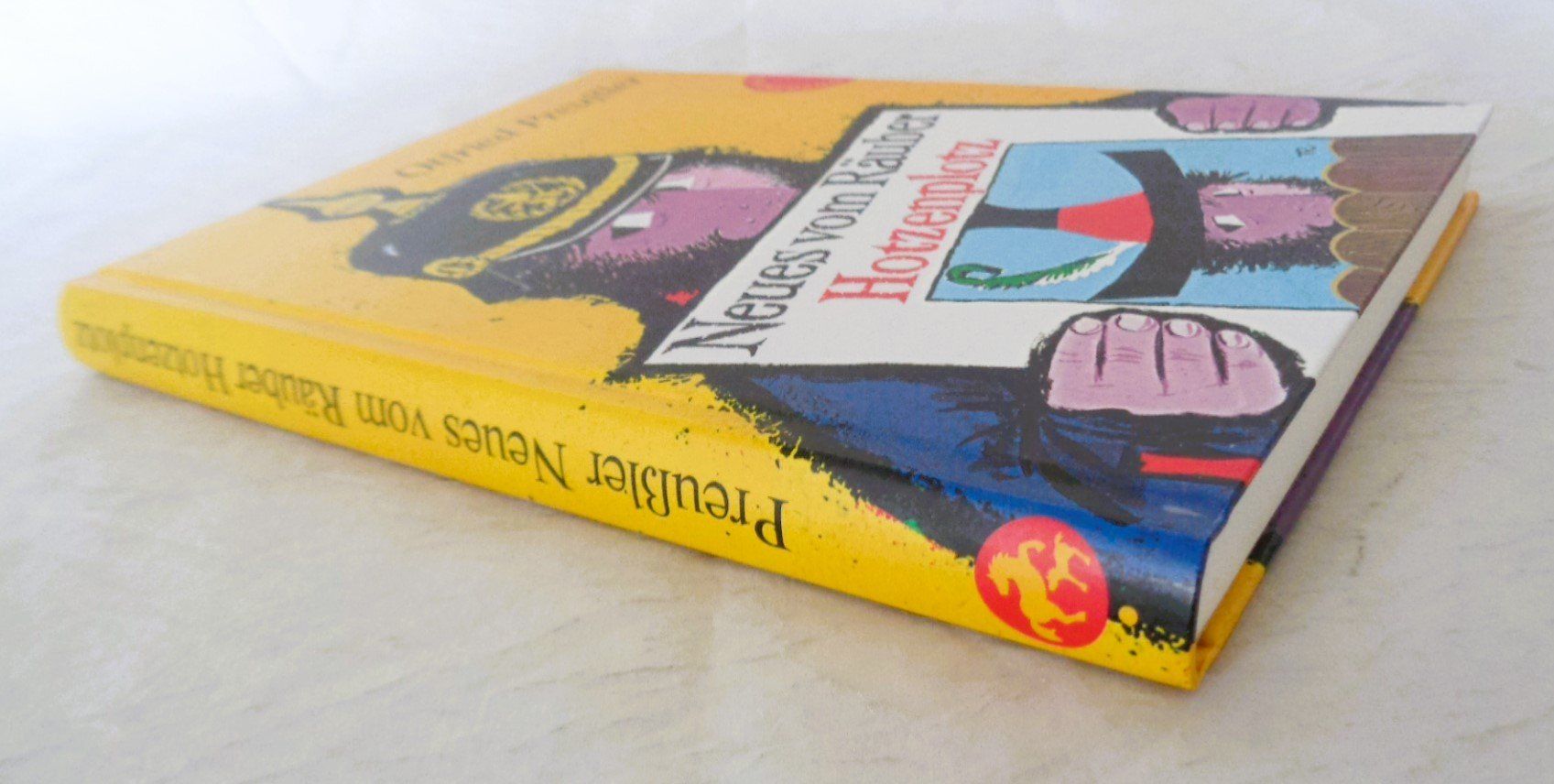 Libri: Neues vom Räuber Hotzenplotz - Otfried Preussler / Buch – Usato da Bellach venduto da JingleJerry 1