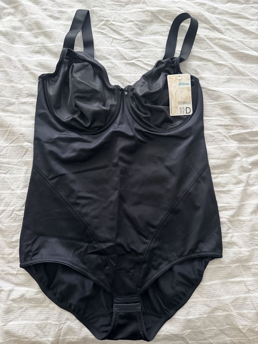 Triumph Altra biancheria intima: Schwarzer Spitzen-Body Gr. 40/42 formend, neuwertig – Nuovo e nell'imballaggio originale da Lauerz venduto da ant_5h95 3