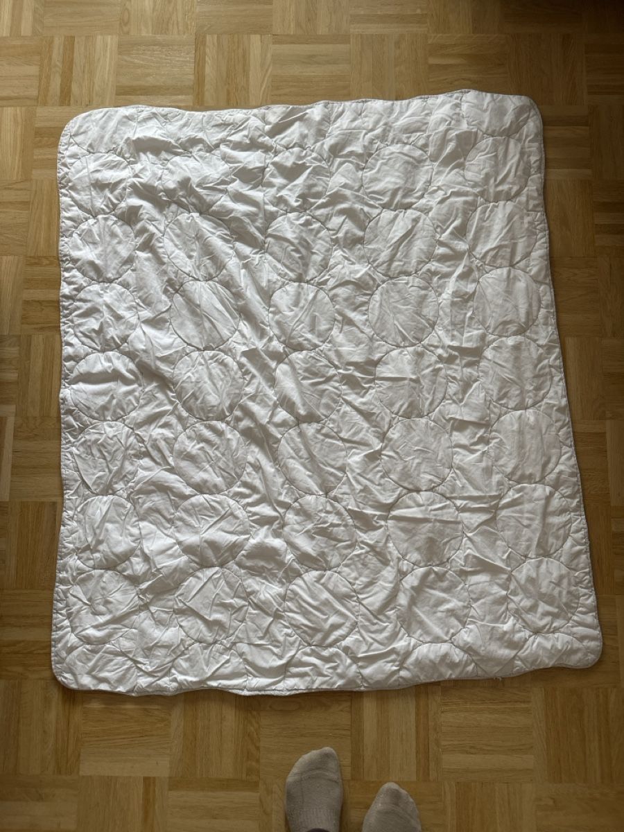 Micasa Decken: Duvet léger 100x120 – Gebraucht aus Carouge GE von Leeleelee2