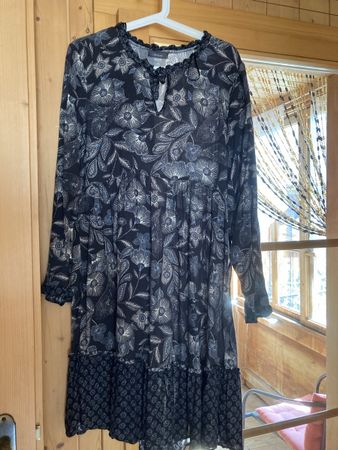 Langarm Kleid Gr. M