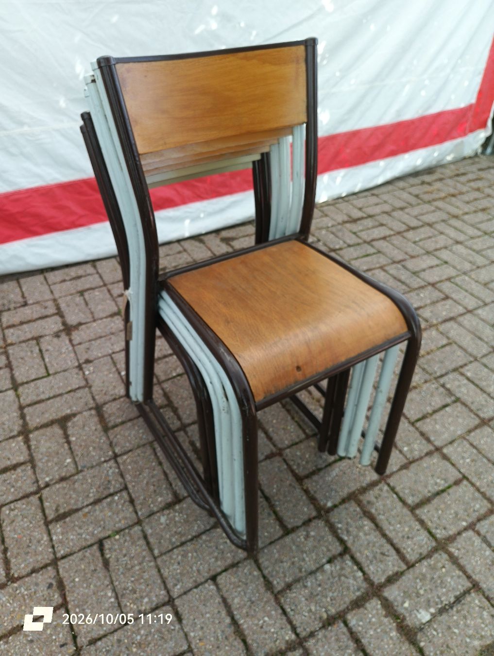 Sedie: Chaises Mullca - empilables - lot de 6 pièces  – Usato da Veyrier venduto da MJ69BROC 7