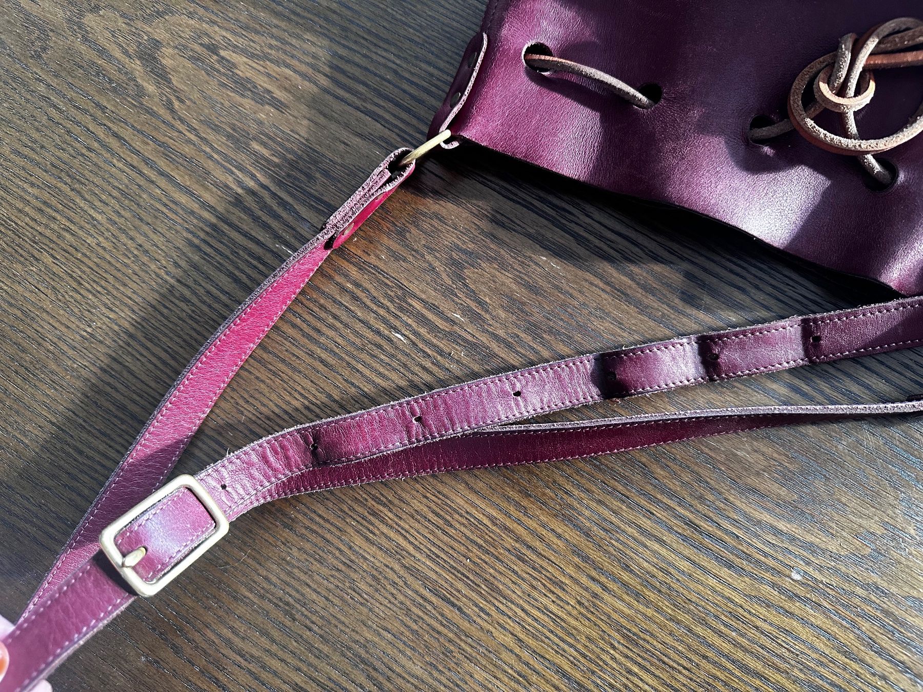 Sacs femmes: VINTAGE BORDEAUX-BRAUNFARBENE LEDERTASCHE – D'occasion à Haldenstein par enie123 5