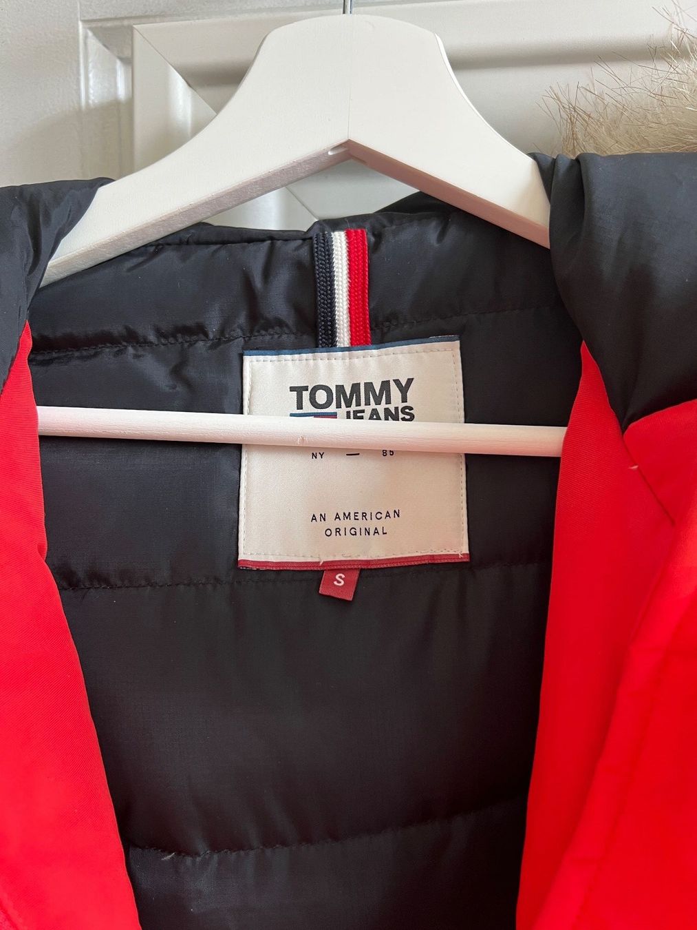 Tommy Hilfiger Cappotti: Tommy Hilfiger Damen Parka/Mantel – Nuovo (secondo la descrizione) da Wald ZH venduto da sarasv 4