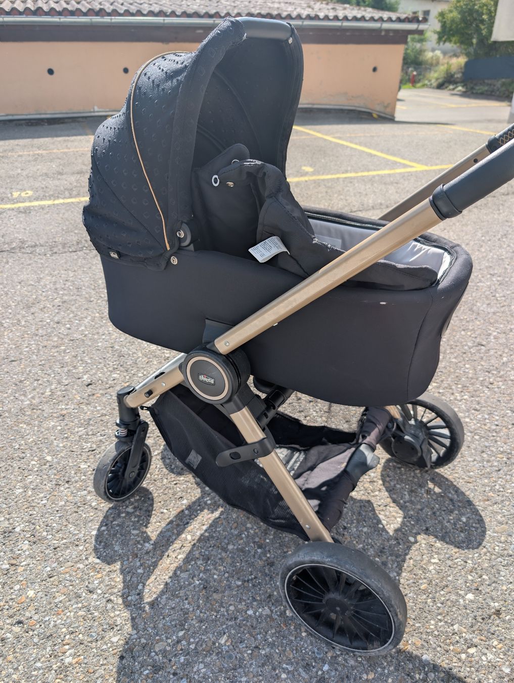 Poussette: poussette chicco  – D'occasion à Neirivue par ema_29wj 1