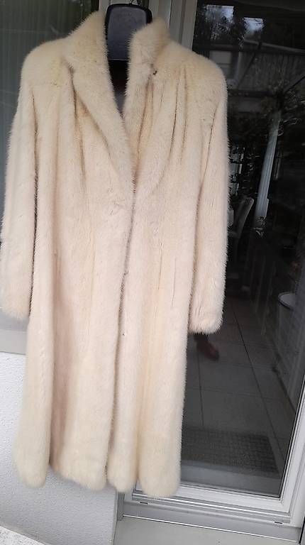 Cappotti: Damen Nerzmantel beige – Usato da Rümlang venduto da Spycicibebe