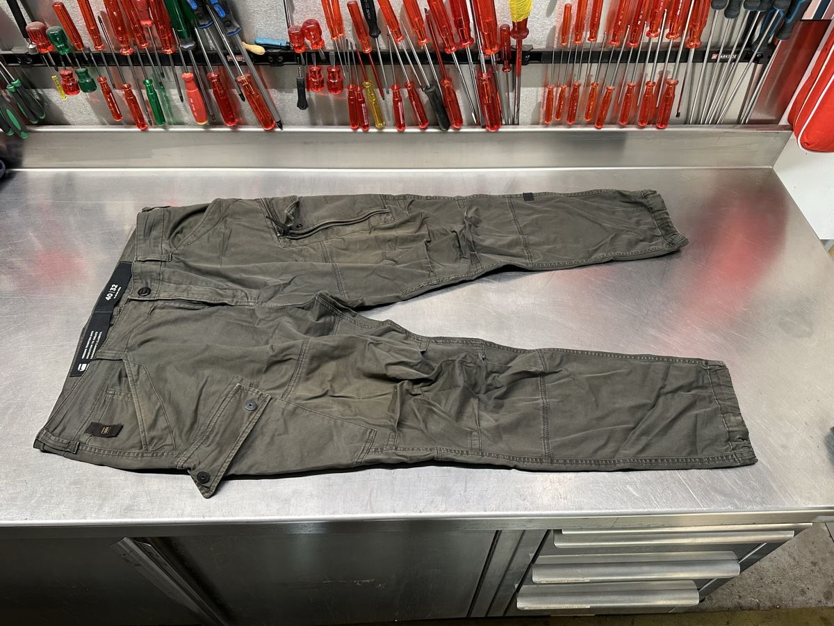 Pantaloni: G-Star RAW Herren Hosen – Usato da Schwende venduto da weesli