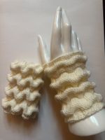 Pulswärmer handgestrickt weiss