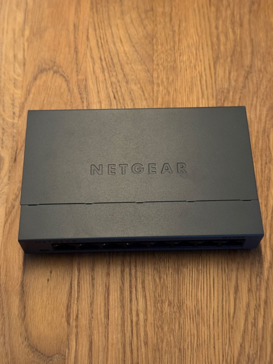 Netgear Hub & Switch: Netgear 8 Port Gigabit Switch – Usato da Pfäffikon ZH venduto da michi_fluck 2