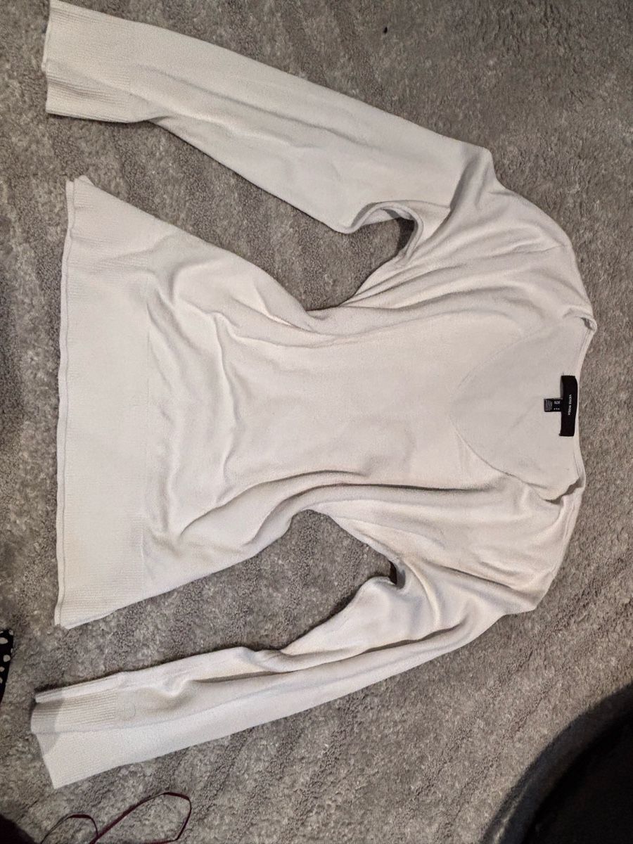 Pullover & Sweatshirts: Vero Moda Pullover white size S v-neck long sleeve – Neu (gemäss Beschreibung) aus La Chaux-de-Fonds von joa_jk5g