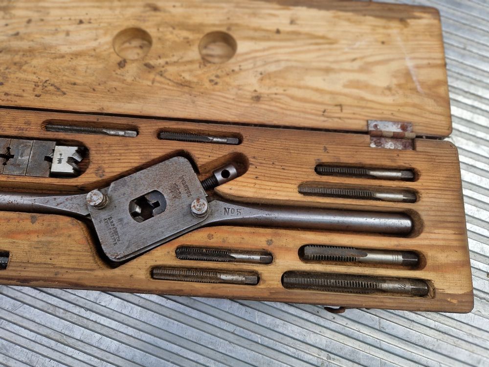 Tous les outils: alte oder antik Gewindeschneider Werkzeug – D'occasion à Oensingen par Urs0127 2