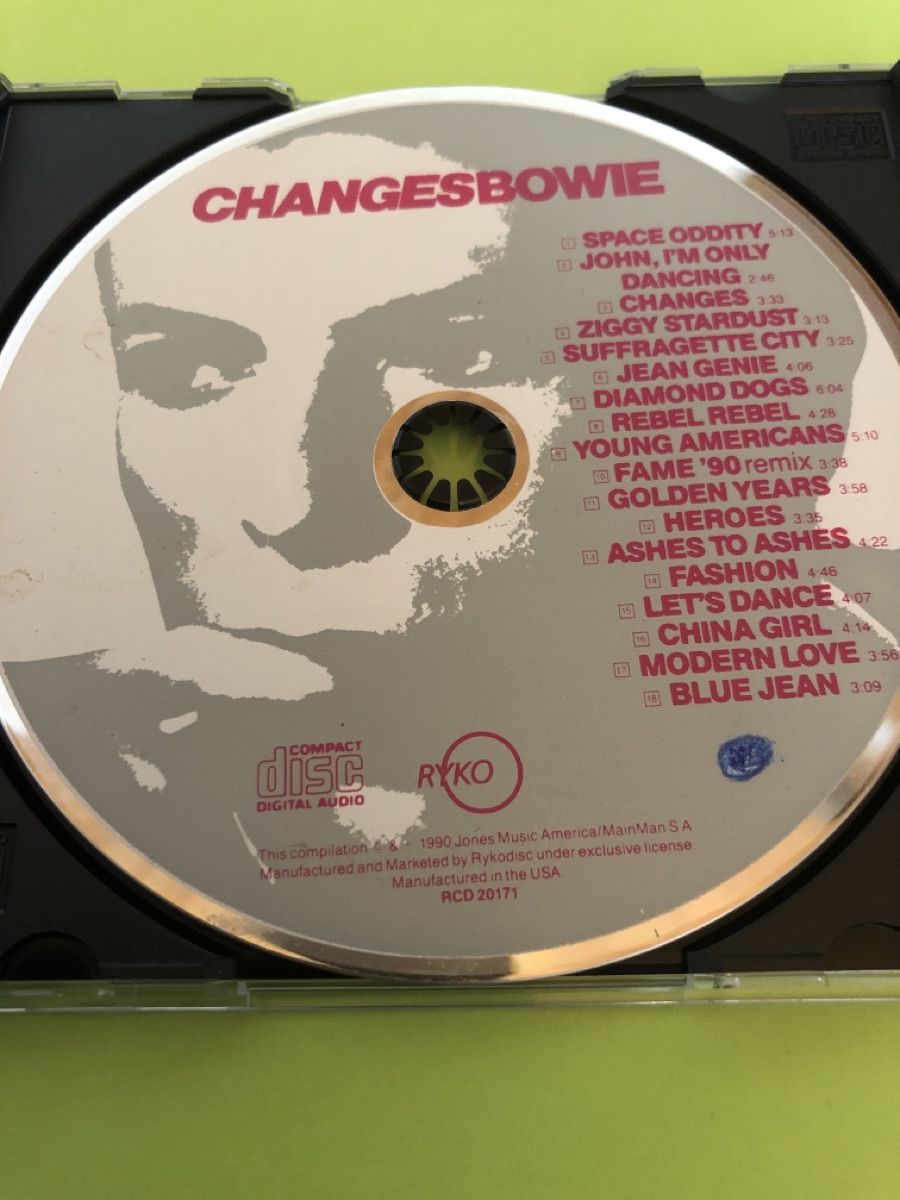 CDs: David Bowie - Changes Bowie - CD - Top Zustand! – D'occasion à Flaach par rubo7 1