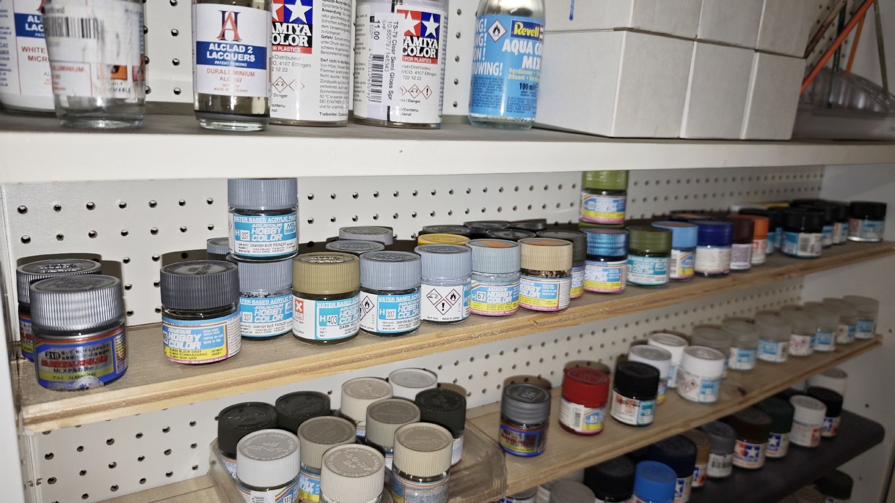 Farben: Diverse Modellbau Farben – Gebraucht aus Uetendorf von Gzero 1