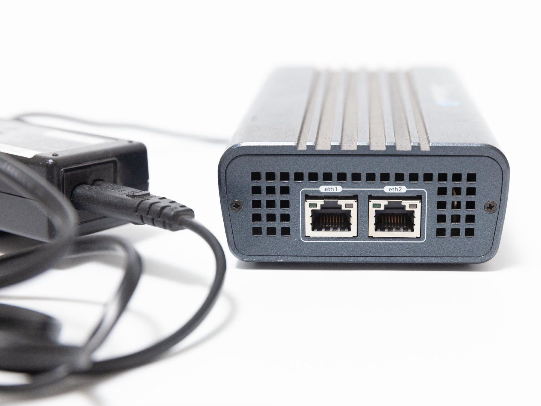 Unità & Adattatore: PROMISE SANLink2 Thunderbolt 2 auf 10 Gbit/s Ethernet Adapte – Usato da Erlenbach ZH venduto da ultraSale