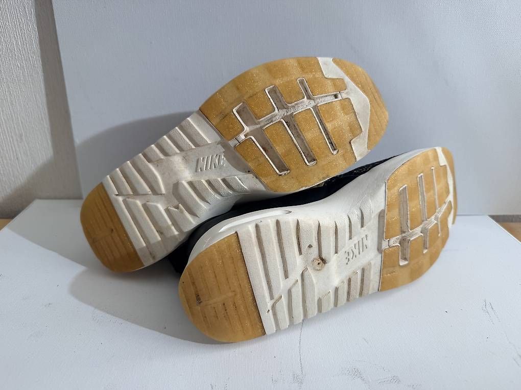 Nike Damenschuhe: Chaussures Nike 38.5 – Gebraucht aus Lausanne von fynou 3