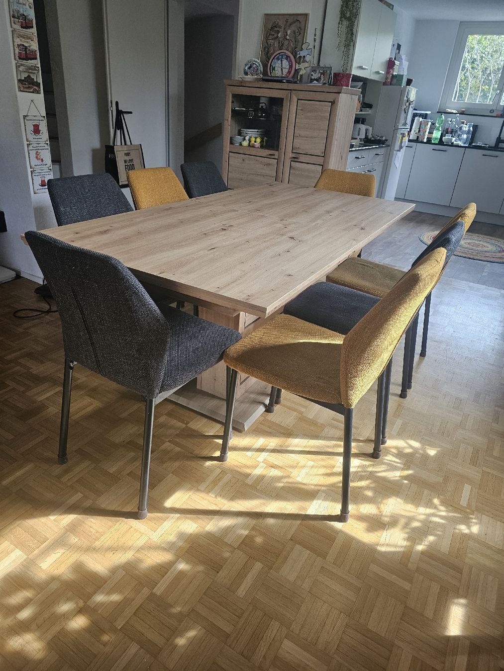 Tavoli: ausziehbar Esstisch mit oder ohne Stühle sind gratis – Usato da Winterthur venduto da Bitanem74