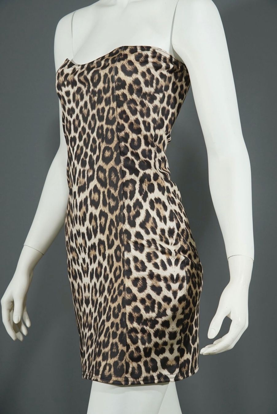 Zebra Kleider: Stretch Minikleid im Leoparden-Look – Gebraucht aus Meggen von 1Class2Hand 3