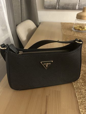 Guess Tasche 