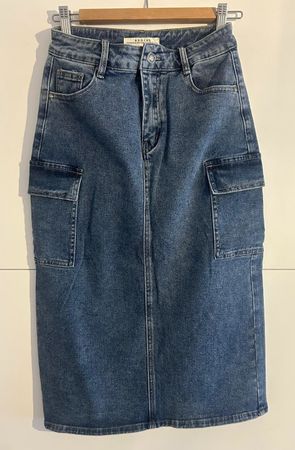 Coole Jeansrock mit Seitentaschen, Gr. 38, neuwertig!