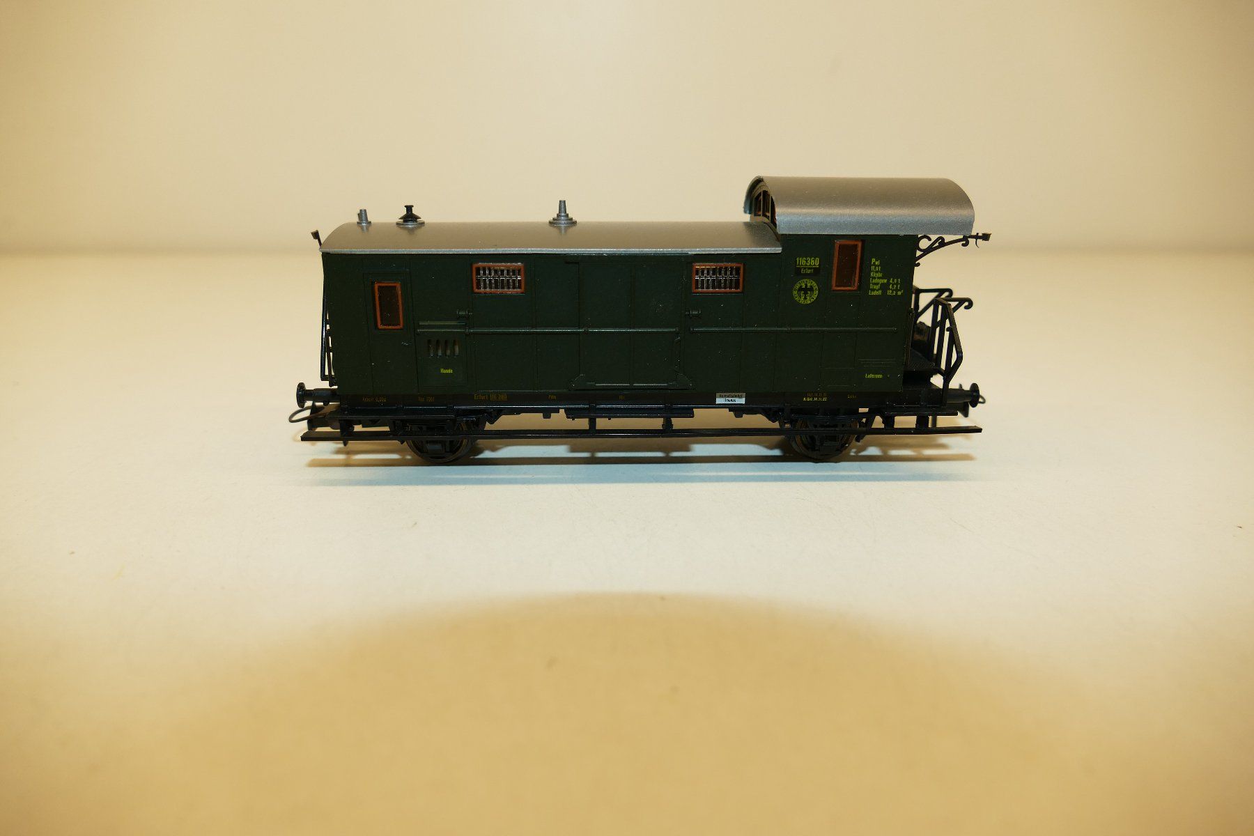 Roco Modellini di ferrovie: Roco H0: DR Gepäckwagen – Nuovo (secondo la descrizione) da Niederhasli venduto da rail-duerst 3