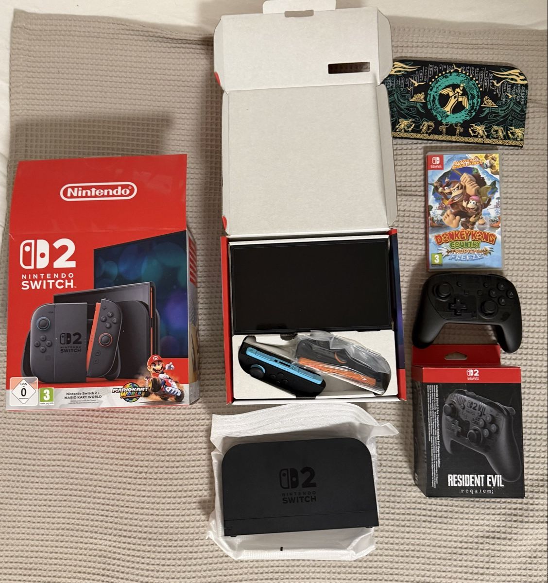 Nintendo Console: Console Nintendo Switch 2 avec accessoires occasion – Nuovo (secondo la descrizione) da Delémont venduto da m7z_rfl6