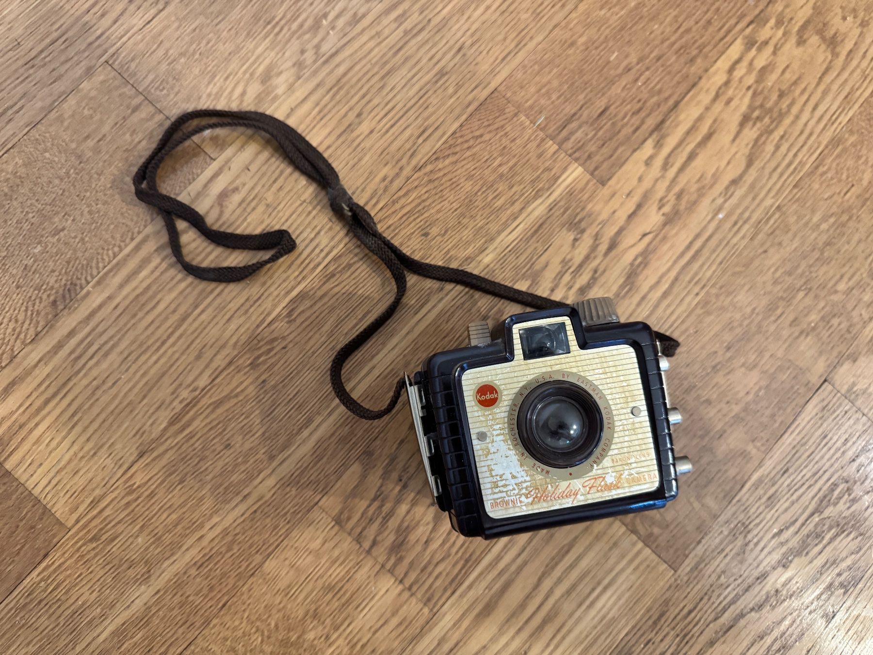 Kodak Fotocamera: Antike Kamera, Kodak Holiday Flash – Usato da zürich venduto da oives22 4
