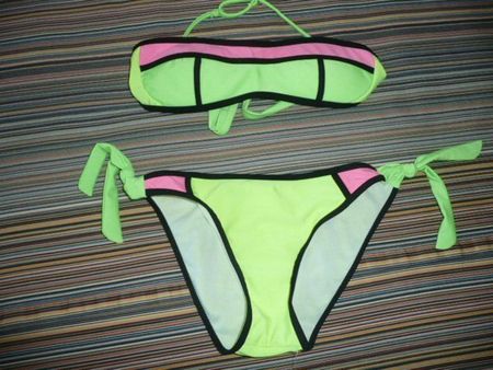 Bikini neu in Grösse 14/15J