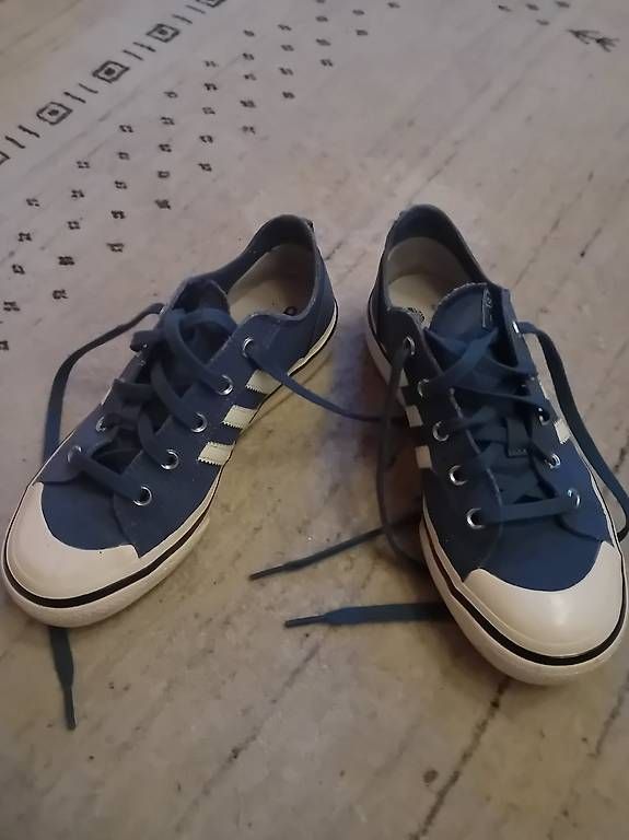 Chaussures hommes: Adidas Sneakers – D'occasion à Herisau par nef_nq6c