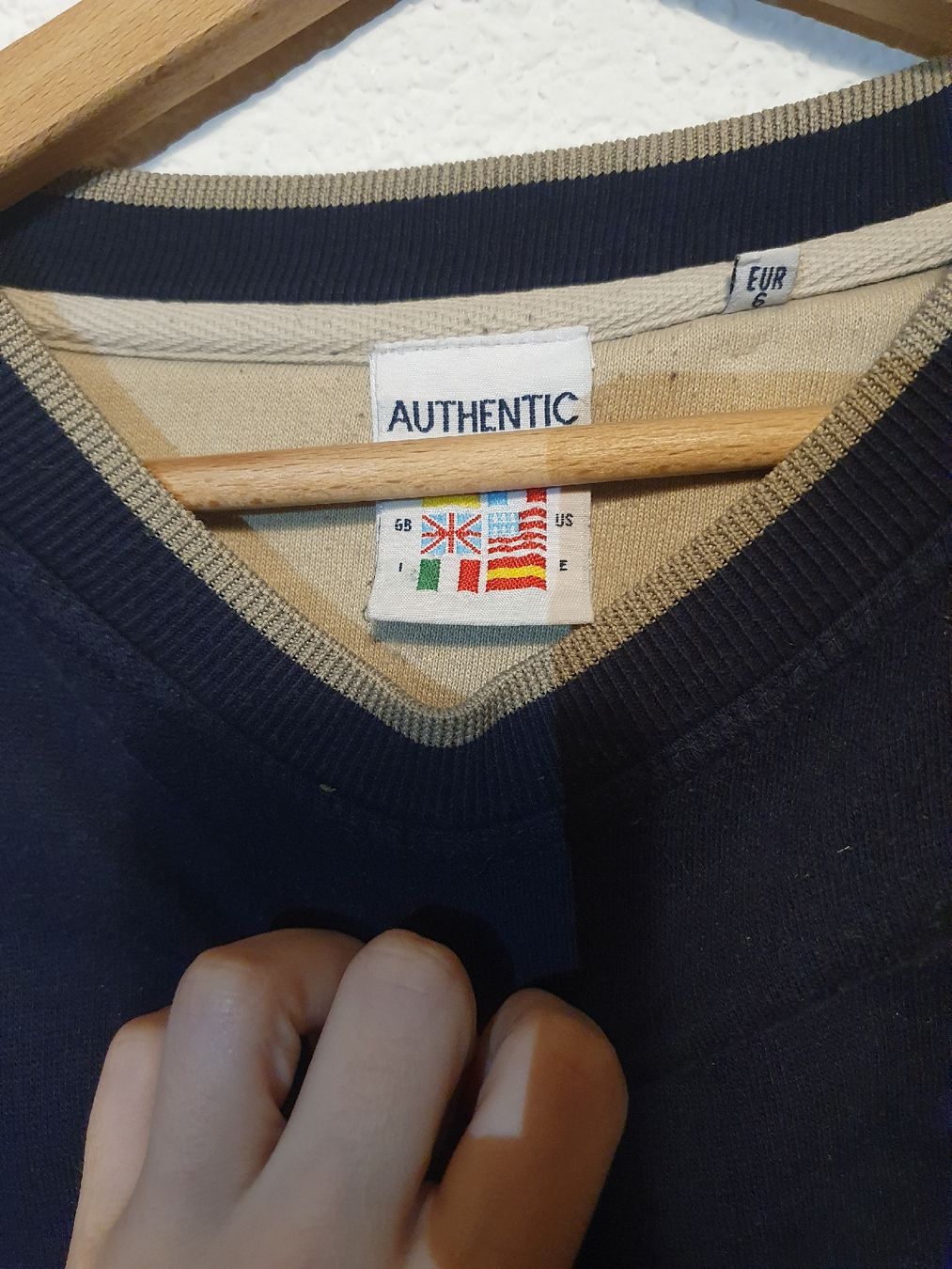 Maglioni & Felpe: Vintage Nike Sweatshirt / Pullover – Usato da Bern venduto da ann_xgw6 2
