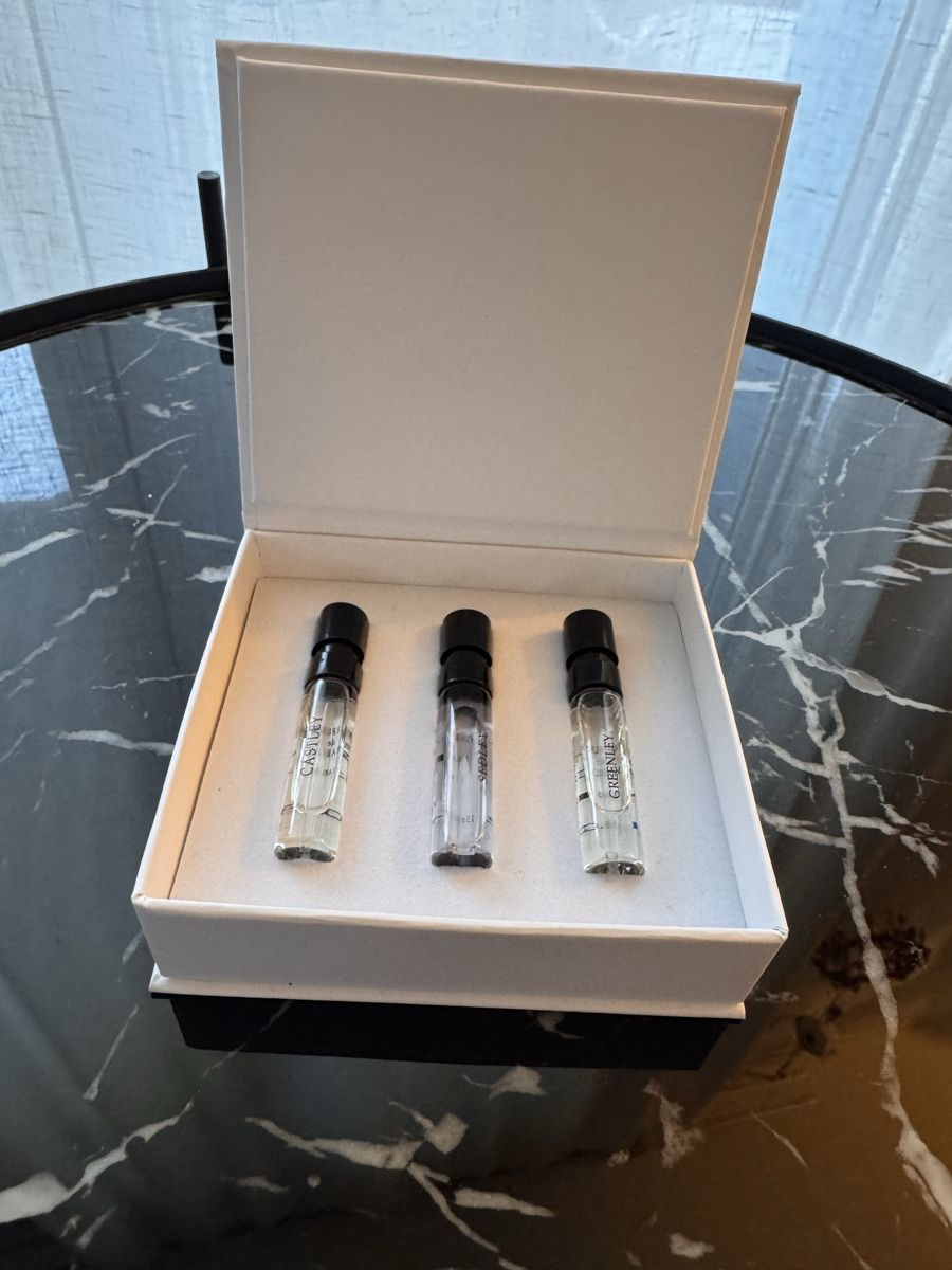 Profumi & Eau de Toilette: Parfums de Marly Probenset – Nuovo e nell'imballaggio originale da Brislach venduto da efdee87 1
