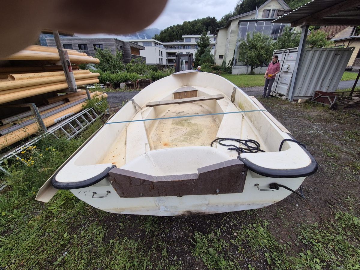Hensa Boote: Fischerboot  – Gebraucht aus Unterterzen von Barbara_Giger 8
