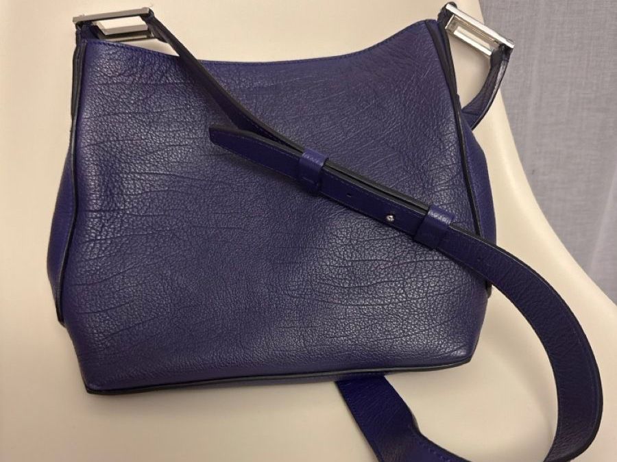 Lancel Sacs femmes: Lancel handbag, purpel leather – D'occasion à Zürich par nad_s27g