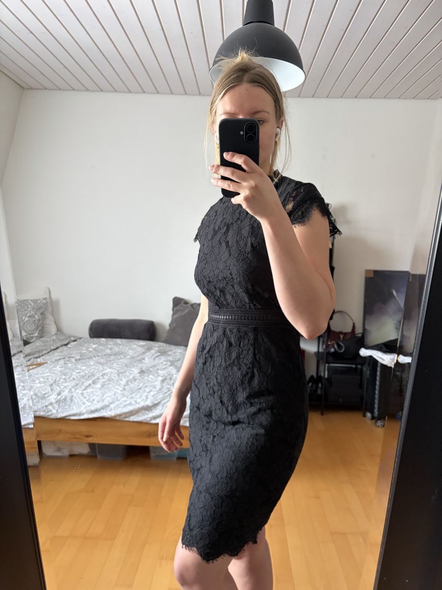 H&M Vestiti: Black lace dress H&M – Usato da Zürich venduto da Abu95 9